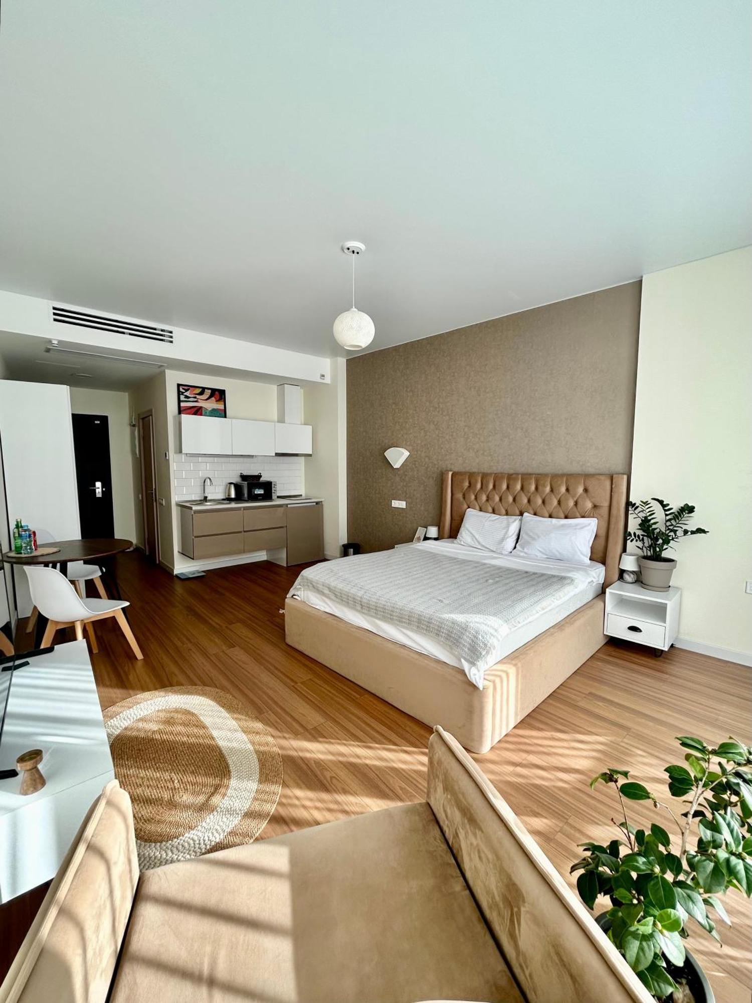 White Apartment Batumi Exterior foto